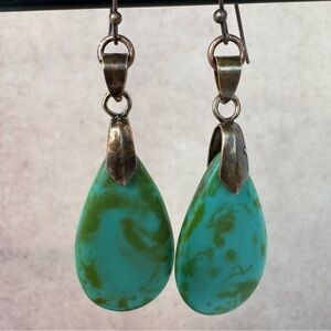 💰 𝕊 𝕠 𝕝 𝕕 💰 HAND CRAFTED EARRINGS Matte Turquoise Picasso Teardrop Czech Dangle